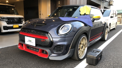 MINIハッチバックF56 （John Cooper Works GP）　フロントガラス修理　