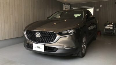 マツダ・CX-30　フロントガラス修理