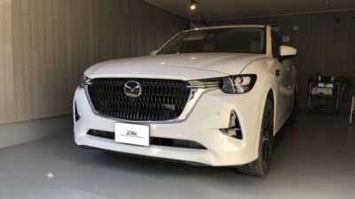 マツダ・CX-60　フロントガラス修理