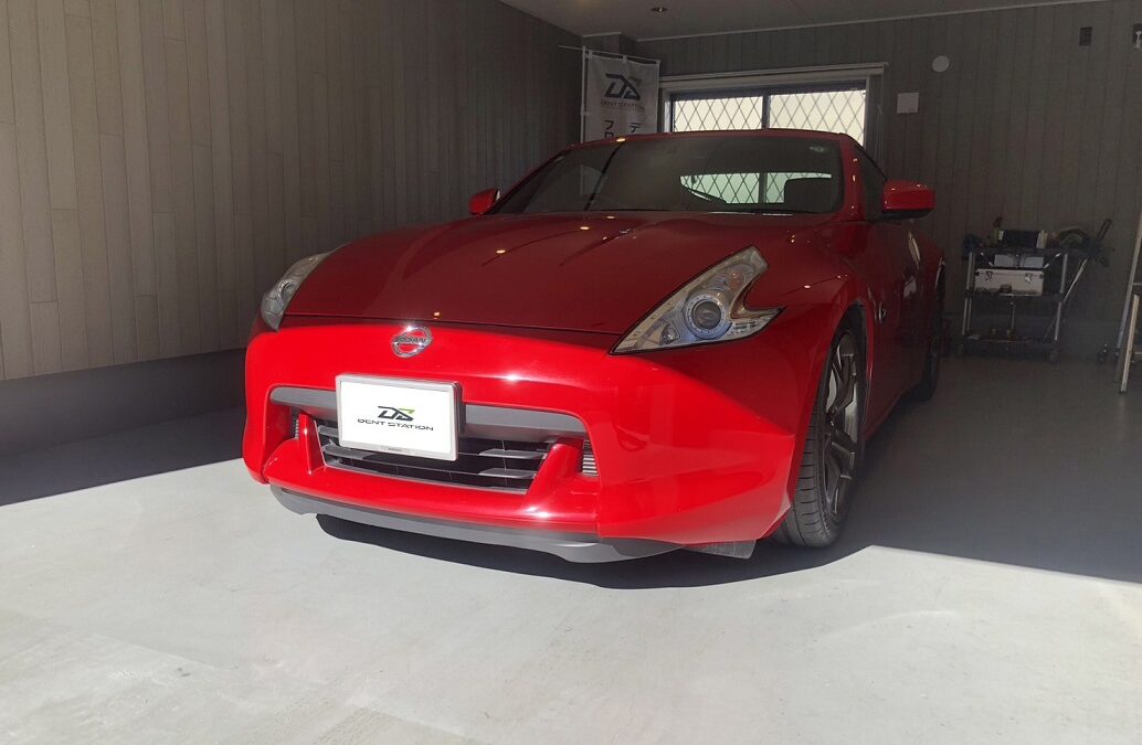 日産・フェアレディZ　フロントガラス修理