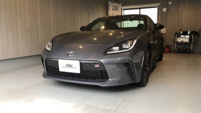 トヨタ・GR86 フロントガラス修理