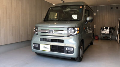 ホンダ・N-VAN　フロントガラス修理