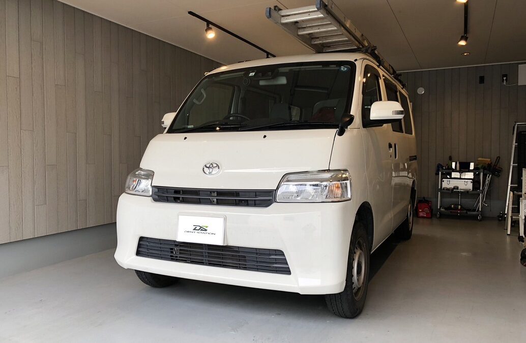 トヨタ・タウンエース　フロントガラス修理