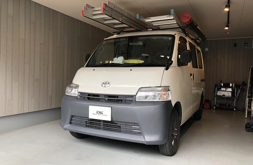 トヨタ・タウンエースバン　フロントガラス修理