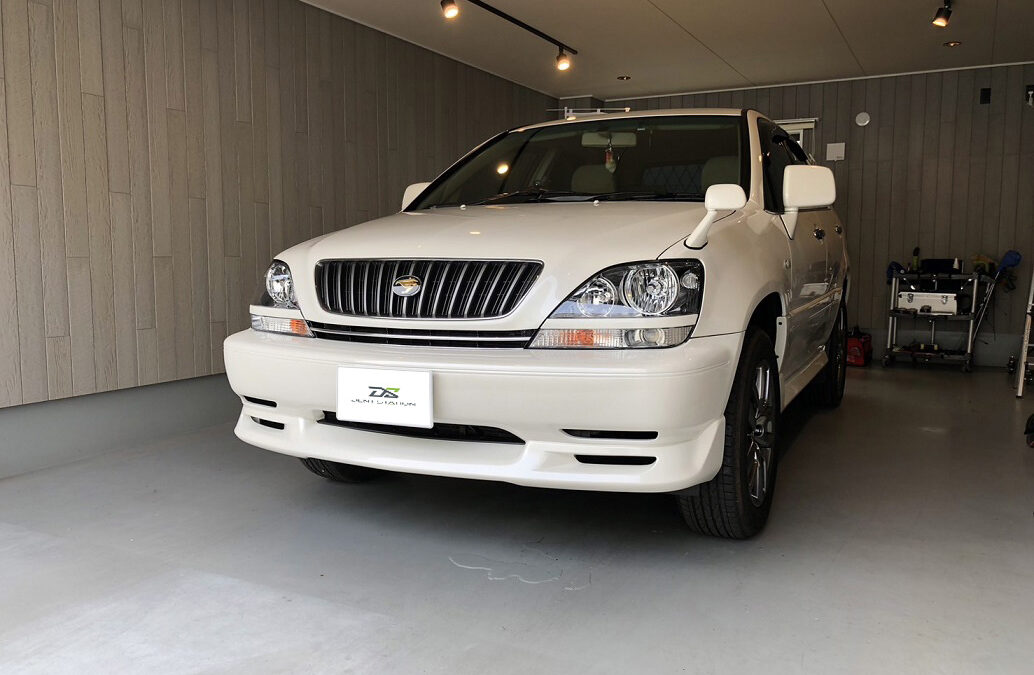 トヨタ・ハリアー　フロントガラス修理