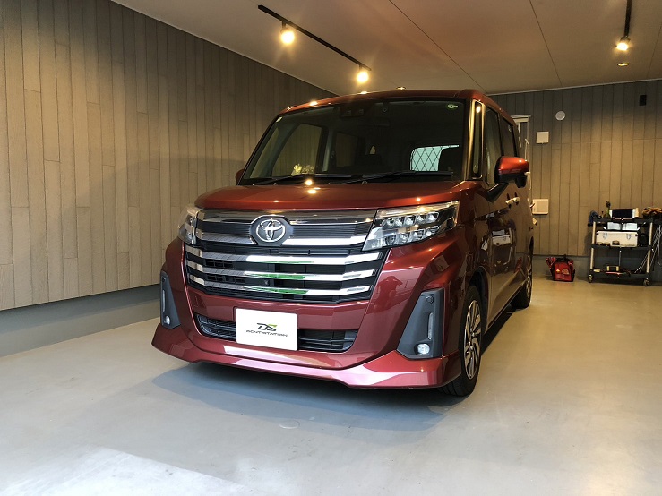 【相模原市】トヨタ・ルーミー　フロントガラスの飛び石修理