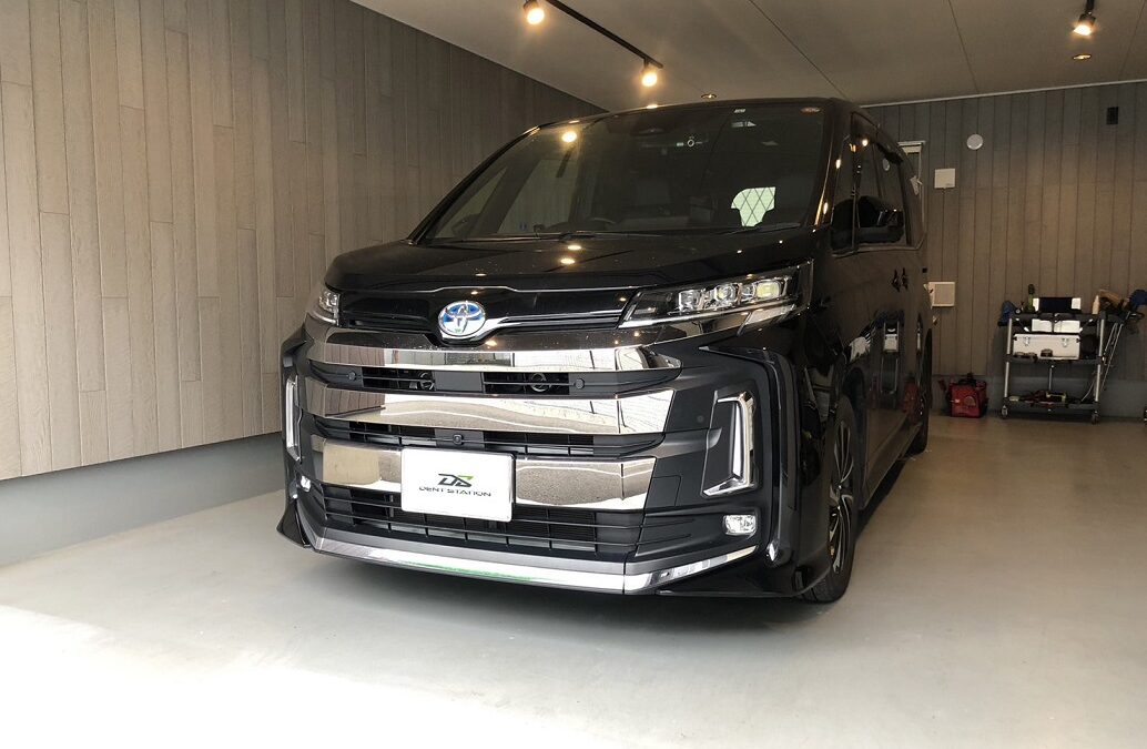 【海老名市】トヨタ・ノア　フロントガラス飛び石キズ修理(車検対応)