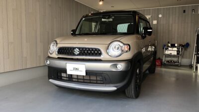 【座間市】スズキ・クロスビー　フロントガラス飛び石キズ修理