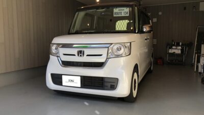 【海老名市】ホンダ・N-BOX フロントガラス飛び石ヒビ修理（車検対応）