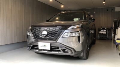 【海老名市】日産・エクストレイル　フロントガラス ヒビ割れリペア