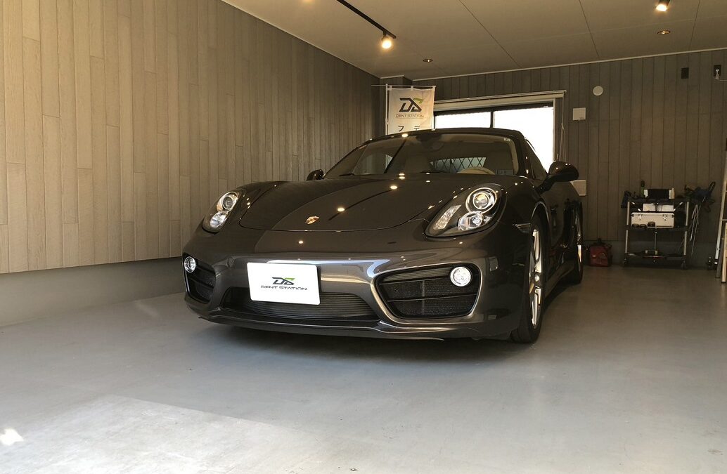【横浜市】ポルシェ・ケイマン　フロントガラス 飛び石キズ 修理
