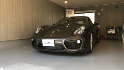 【横浜市】ポルシェ・ケイマン　フロントガラス 飛び石キズ 修理