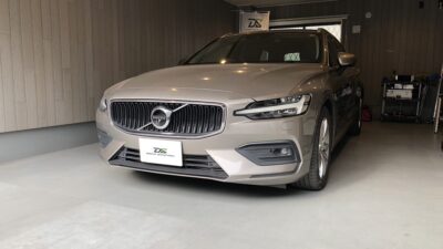 【綾瀬市】ボルボ・V60　フロントガラス 飛び石 リペア