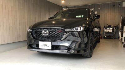 【座間市】マツダ・CX-5　フロントガラス 飛び石 修理
