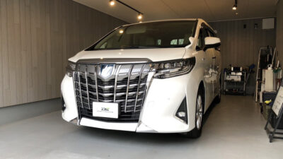【綾瀬市】トヨタ・アルファード30系　フロントガラス ヒビ割れ リペア