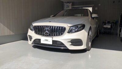 【厚木市】メルセデス・ベンツ Eクラス　フロントガラス 飛び石 修理
