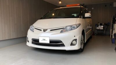 【大和市】トヨタ・エスティマ フロントガラス 飛び石 修理